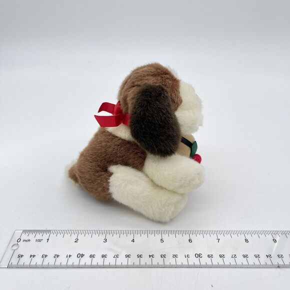 Vintage Small Russ Berrie Duke St Bernard Dog 5” Christmas Holiday Holly Barrel - Picture 9 of 10